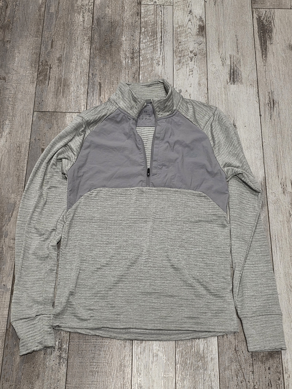 XS Men's New Balance Quarter Zip Athletic Pullover Runner Shirt Light Gray